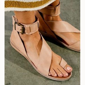 Free People vale boot sandals